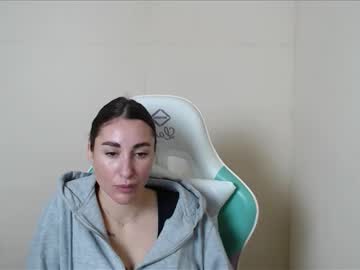 Cammila_Horn Chaturbate stream image from October 22, 2025