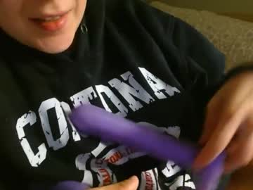 Cherry7_7 Chaturbate stream image from October 22, 2025