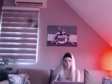 Dreamcatcherfantasy Chaturbate stream image from October 22, 2025