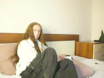 Katharinedaggett Chaturbate stream image from October 22, 2025