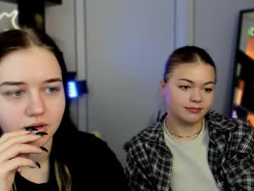 Miki_Ti Chaturbate stream image from October 22, 2025