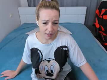 Mmmmmargo Chaturbate stream image from October 22, 2025