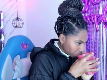 Queen_Perla_ Chaturbate stream image from October 22, 2025