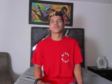 Wyatt_2 Chaturbate stream image from October 22, 2025