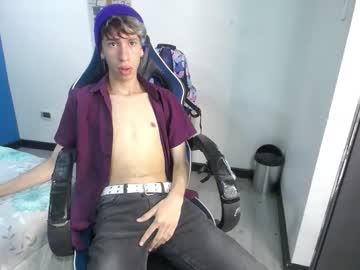 Cupcakeeboy Chaturbate stream image from October 22, 2025