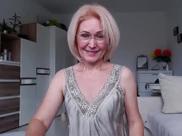 Jasmin18v Chaturbate stream image from October 22, 2025