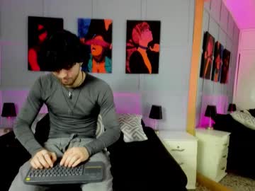 Pacosanclemente Chaturbate stream image from October 22, 2025