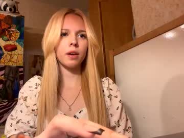 Allegralenherr Chaturbate stream image from October 22, 2025