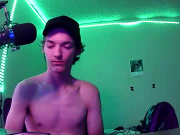 Charlied09302 Chaturbate stream image from October 22, 2025