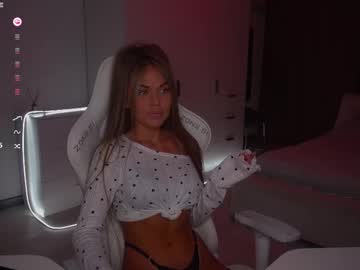 Evelina_Fox Chaturbate stream image from October 22, 2025