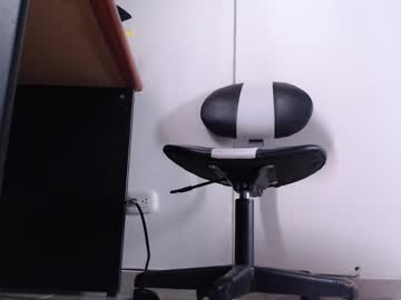 Keylie_Saenz28 Chaturbate stream image from October 22, 2025