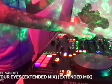 Alien8720 Chaturbate stream image from October 22, 2025