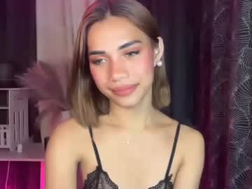 Sweet_Nikki03 stream image from October 22, 2025
