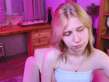 Lovedrope Chaturbate stream image from October 22, 2025