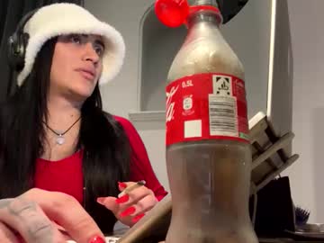 Luisamonsterdick Chaturbate stream image from October 22, 2025