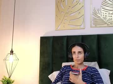 Ninacavallli Chaturbate stream image from October 22, 2025