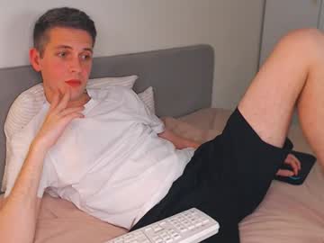 Oliver_Hort Chaturbate stream image from October 22, 2025