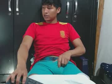 David_Efrem Chaturbate stream image from October 22, 2025