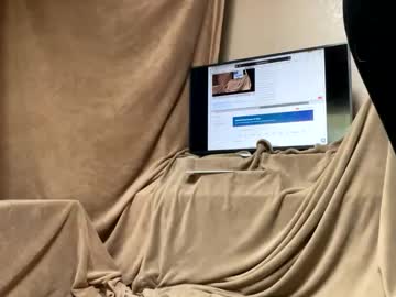 Rawbuns2u Chaturbate stream image from October 22, 2025