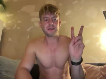 Heikhoe Chaturbate stream image from October 22, 2025