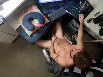 Chuck7891 Chaturbate stream image from October 22, 2025