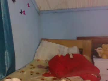 Queennih Chaturbate stream image from October 22, 2025