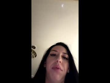 Selinn11 Chaturbate stream image from October 22, 2025