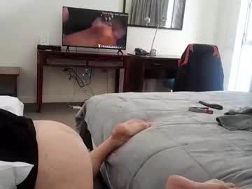 Wellhung1899 Chaturbate stream image from October 22, 2025