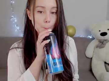 Alinaxrose Chaturbate stream image from October 22, 2025