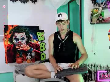 Flowers109 Chaturbate stream image from October 22, 2025
