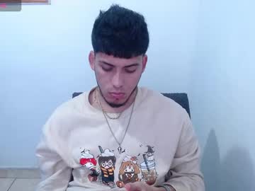 Gambitoz Chaturbate stream image from October 22, 2025