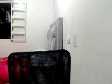Sweet_Bunnyxx Chaturbate stream image from October 22, 2025