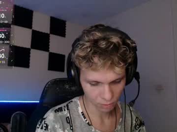 Bryamado Chaturbate stream image from October 23, 2025
