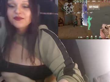 Thiccfemme Chaturbate stream image from October 23, 2025