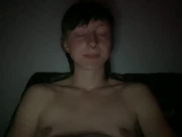 Maddlips Chaturbate stream image from October 23, 2025