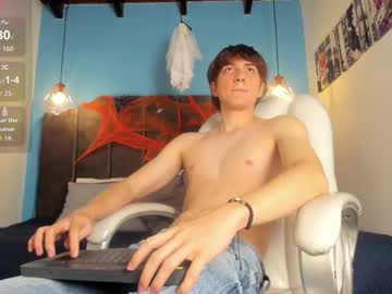 Oscar_Fox_ Chaturbate stream image from October 23, 2025