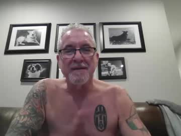 Realsilverfox Chaturbate stream image from October 23, 2025
