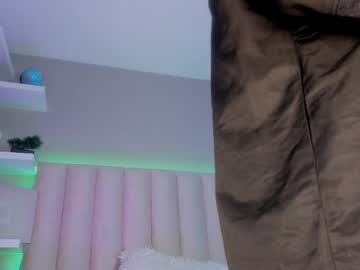 Sally_White_ Chaturbate stream image from October 23, 2025