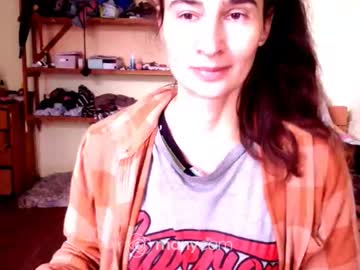 Memorningdew Chaturbate stream image from October 23, 2025