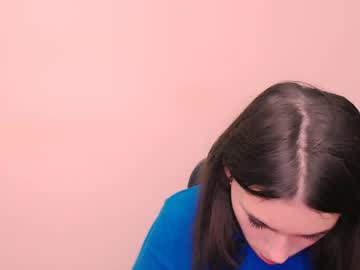 Rosalais_ Chaturbate stream image from October 23, 2025