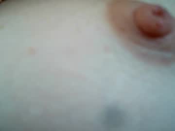 Cremina Chaturbate stream image from October 23, 2025