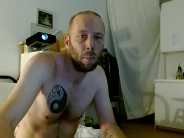 Dudewhaaaat_Cb Chaturbate stream image from October 23, 2025