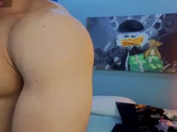 Dylanguss Chaturbate stream image from October 23, 2025