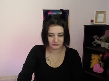 Kissleoxx Chaturbate stream image from October 23, 2025