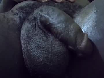 Dadyschlong Chaturbate stream image from October 23, 2025