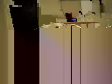 Kpizzy100 Chaturbate stream image from October 23, 2025