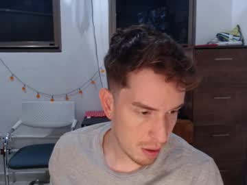 Adamwalker02 Chaturbate stream image from October 23, 2025
