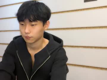 Brian_Stars Chaturbate stream image from October 23, 2025