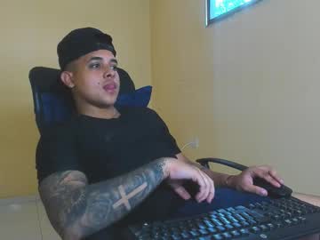 Davidlenonn_ Chaturbate stream image from October 23, 2025