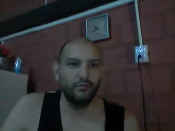 Fesanti Chaturbate stream image from October 23, 2025